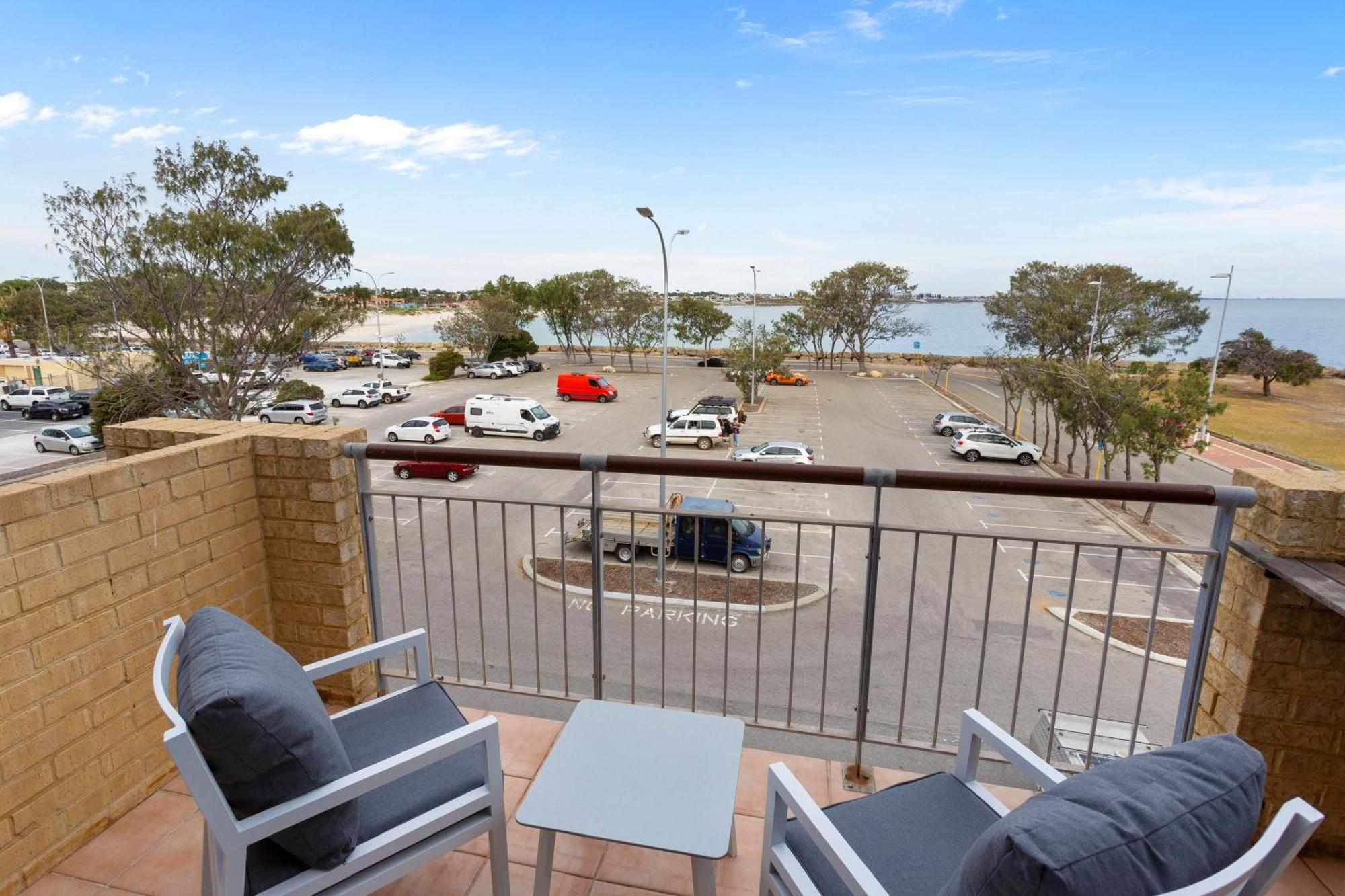 Nautica Residences Hillarys Перт Екстер'єр фото